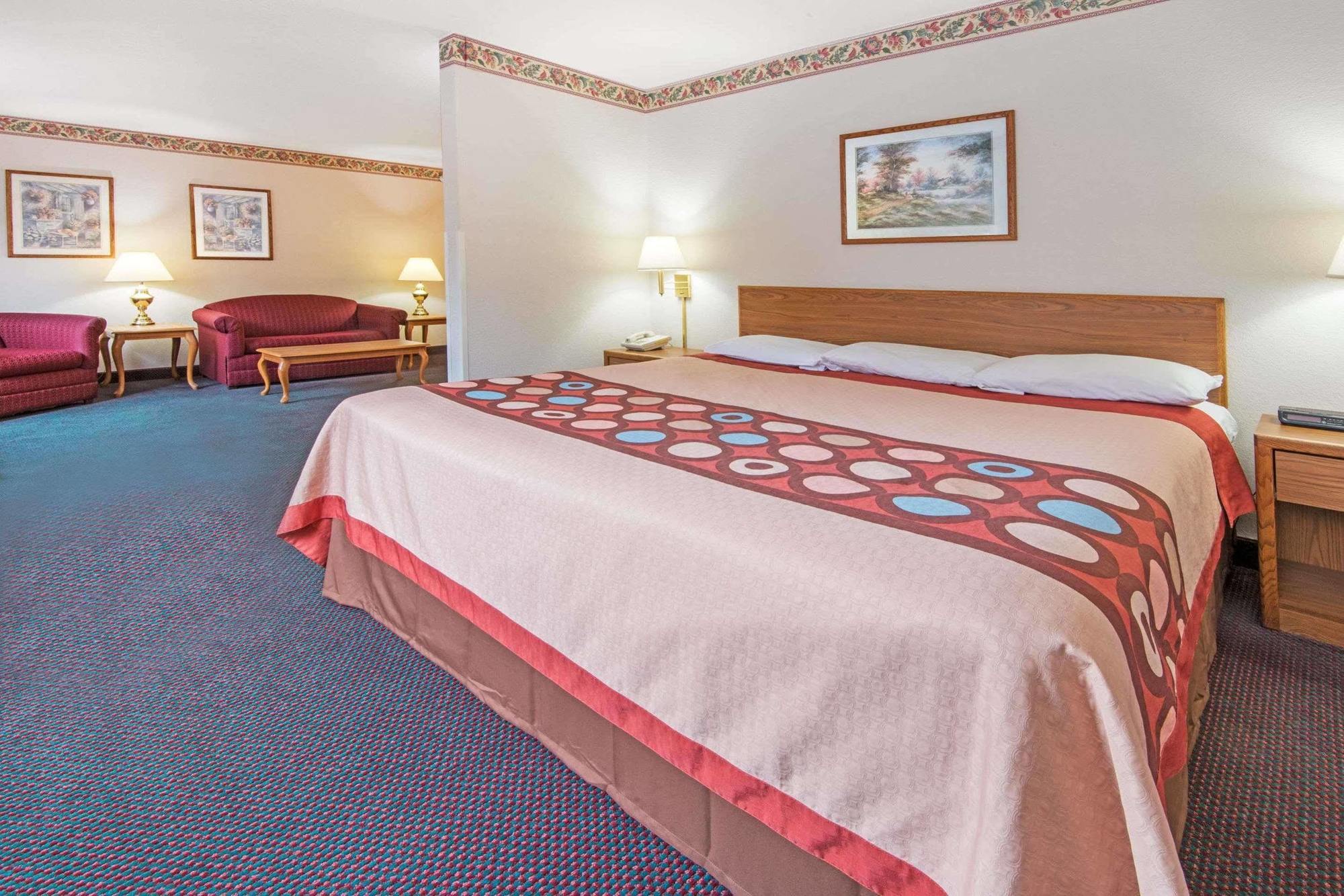 Super 8 By Wyndham Richfield Cleveland Hotel Eksteriør billede
